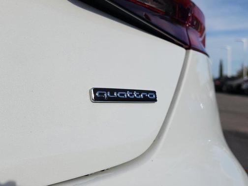 2024 Audi A5 Sportback 45 S line quattro Premium