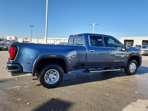 2025 GMC Sierra 3500 Denali