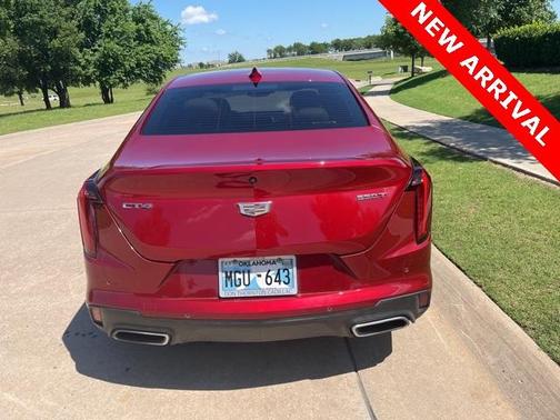 2022 Cadillac CT4 Premium Luxury