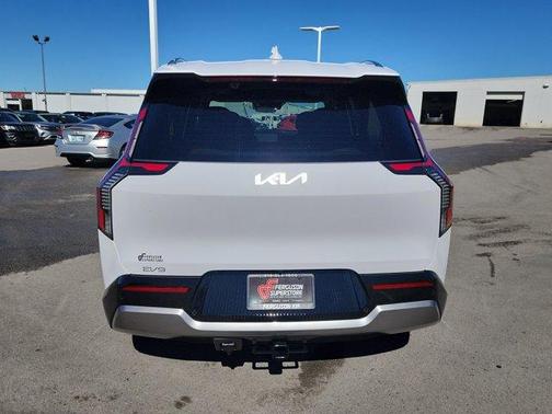 2026 Kia EV9 Land