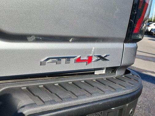 2024 GMC Sierra 2500 AT4X