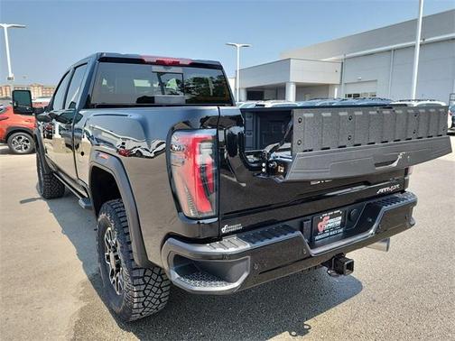 2025 GMC Sierra 2500 AT4X
