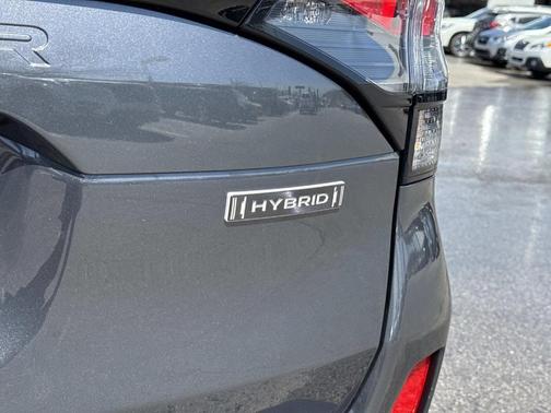 Magnetite Gray Metallic 2025 Subaru Forester Hybrid Limited