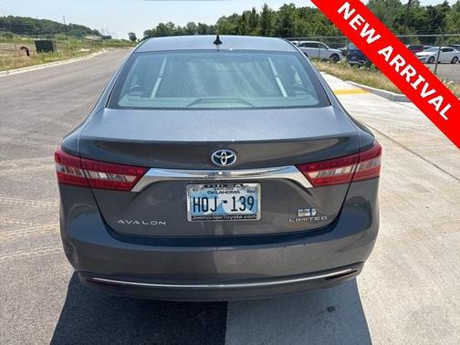 2018 Toyota Avalon Hybrid Limited