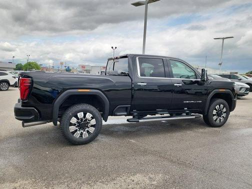2025 GMC Sierra 2500 Denali