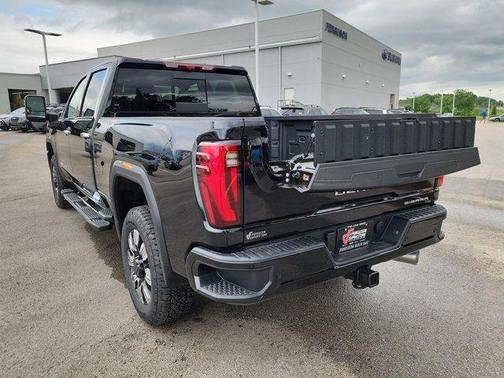 2025 GMC Sierra 2500 Denali