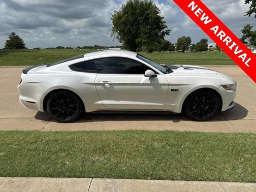 2017 Ford Mustang GT