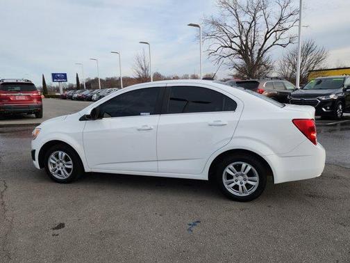 2016 Chevrolet Sonic LT