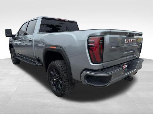 Sterling 2024 GMC Sierra 2500 AT4