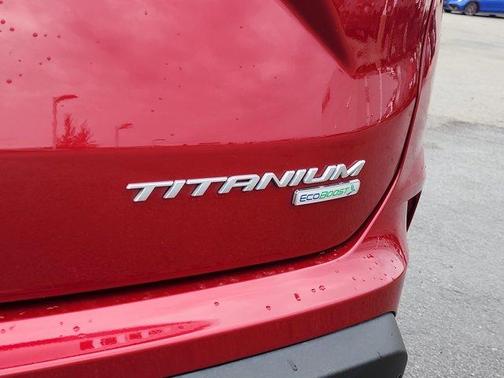 2020 Ford Edge Titanium