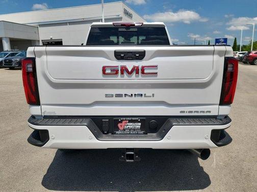 2025 GMC Sierra 2500 Denali