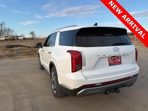 2025 Hyundai PALISADE SEL Premium