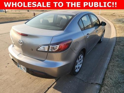 2010 Mazda Mazda3 i Sport