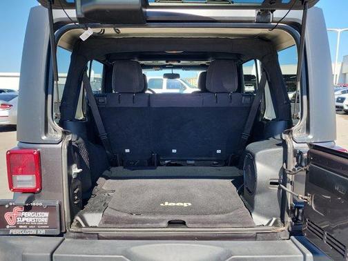 2014 Jeep Wrangler Unlimited Altitude