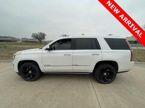 2016 Cadillac Escalade Platinum