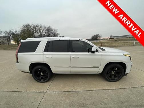 2016 Cadillac Escalade Platinum