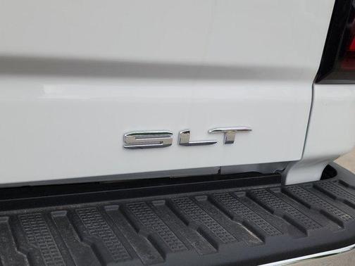 2025 GMC Sierra 2500 SLT