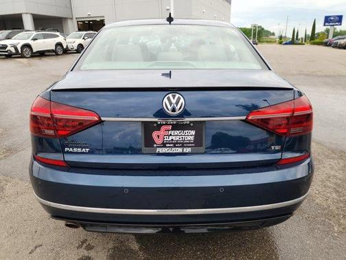 2019 Volkswagen Passat 2.0T SE R-Line