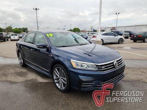 2019 Volkswagen Passat 2.0T SE R-Line