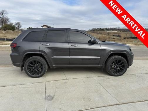 2017 Jeep Grand Cherokee Altitude