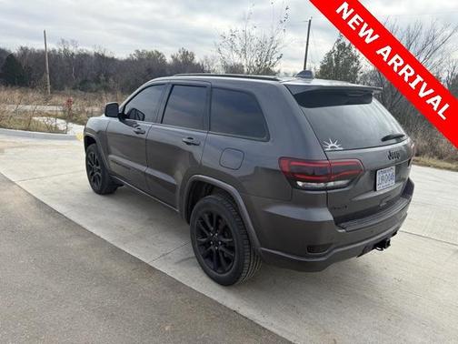 2017 Jeep Grand Cherokee Altitude