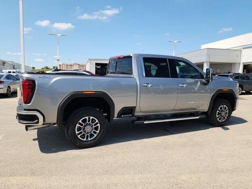 2025 GMC Sierra 2500 SLT