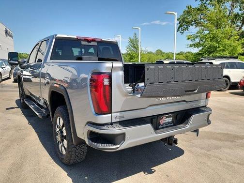 2025 GMC Sierra 2500 Denali