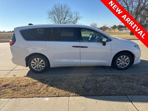 2019 Chrysler Pacifica L