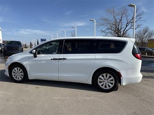2019 Chrysler Pacifica L