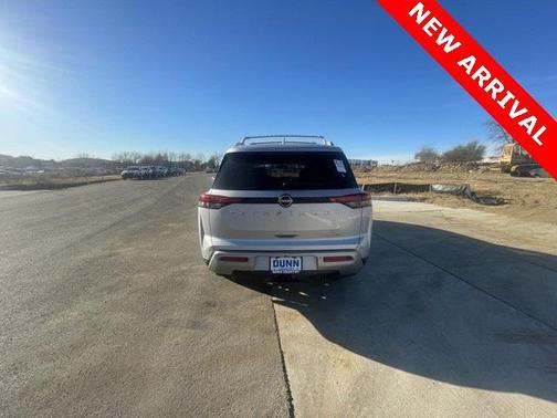 2022 Nissan Pathfinder Platinum