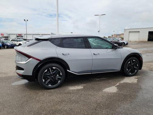 2025 Kia EV6 Wind