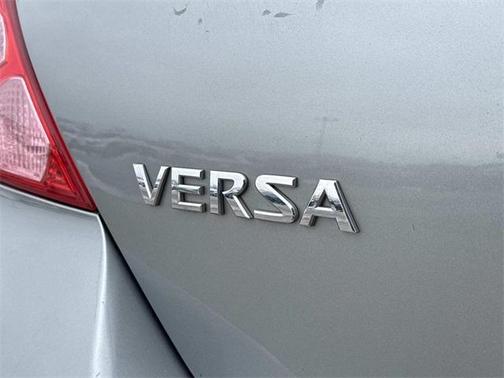 2008 Nissan Versa SL