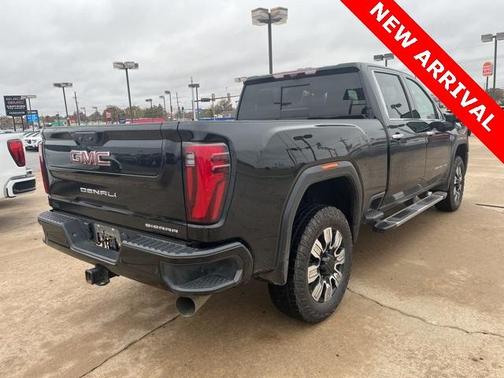 2024 GMC Sierra 2500 Denali