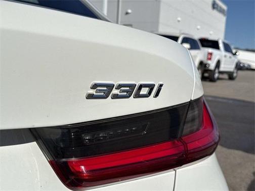 2020 BMW 330 i xDrive