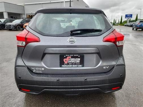2020 Nissan Kicks SV