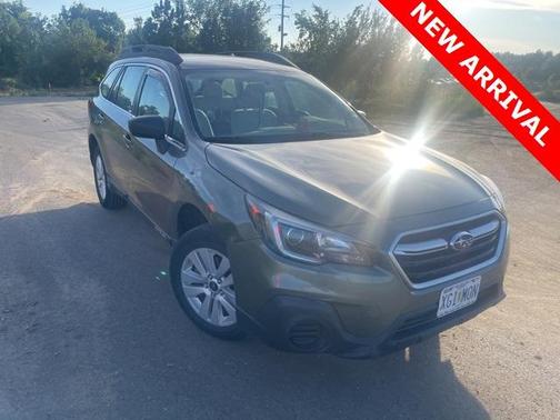 2018 Subaru Outback 2.5i