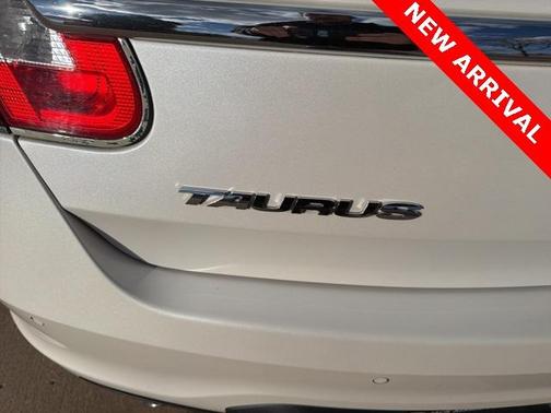 2011 Ford Taurus Limited