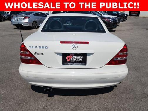 2003 Mercedes-Benz SLK-Class Base