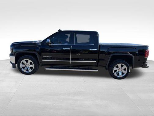 Onyx Black 2018 GMC Sierra 1500 SLT