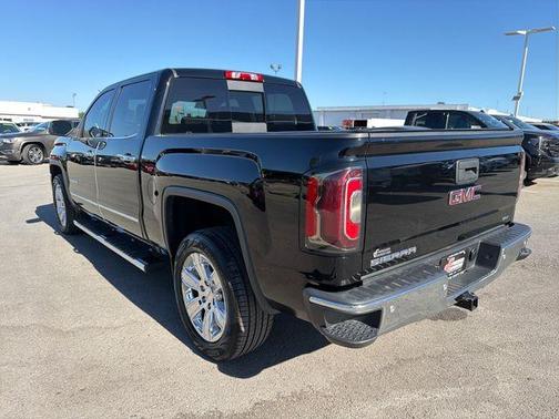 Onyx Black 2018 GMC Sierra 1500 SLT