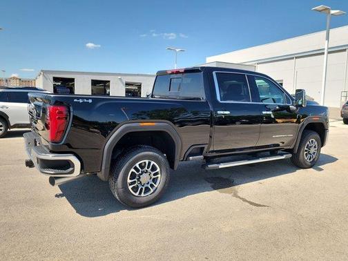 2025 GMC Sierra 2500 SLT