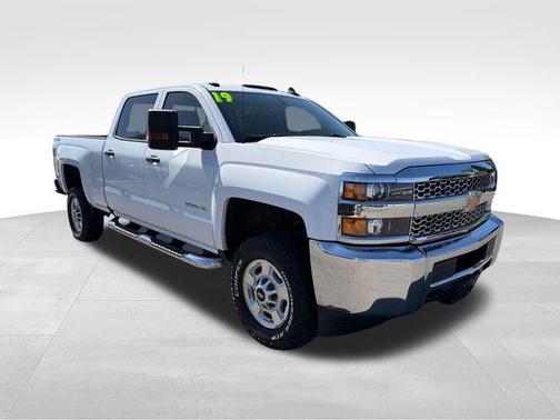 Summit White 2019 Chevrolet Silverado 2500 WT