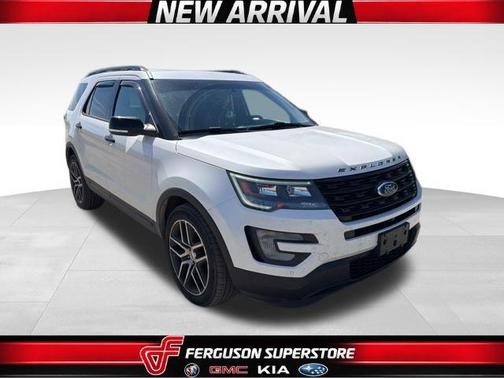 White Platinum Clearcoat Metallic 2017 Ford Explorer sport