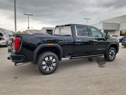 2025 GMC Sierra 2500 Denali