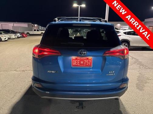 2017 Toyota RAV4 Hybrid XLE