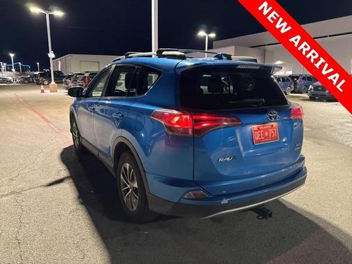 2017 Toyota RAV4 Hybrid XLE