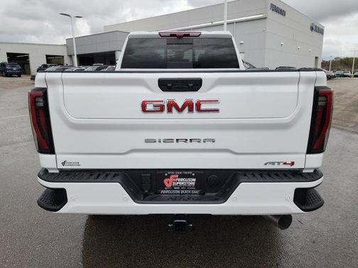 2025 GMC Sierra 2500 AT4