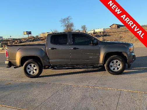 2016 GMC Canyon Base