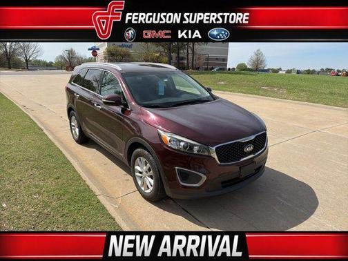 Sangria Red 2017 Kia Sorento LX