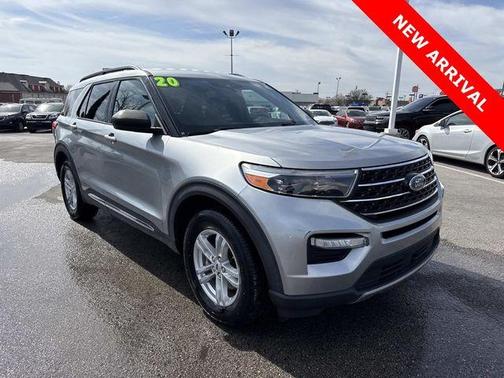 Iconic Silver Metallic 2020 Ford Explorer XLT